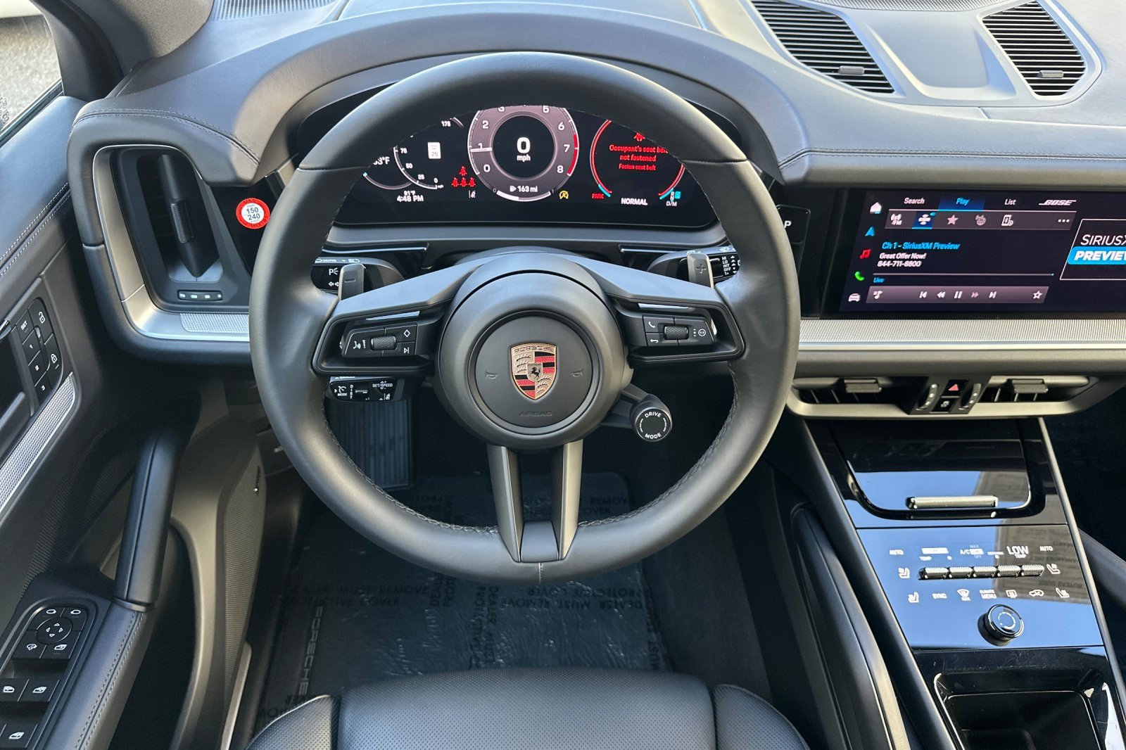Used 2025 Porsche Cayenne AWD/4WD image 13