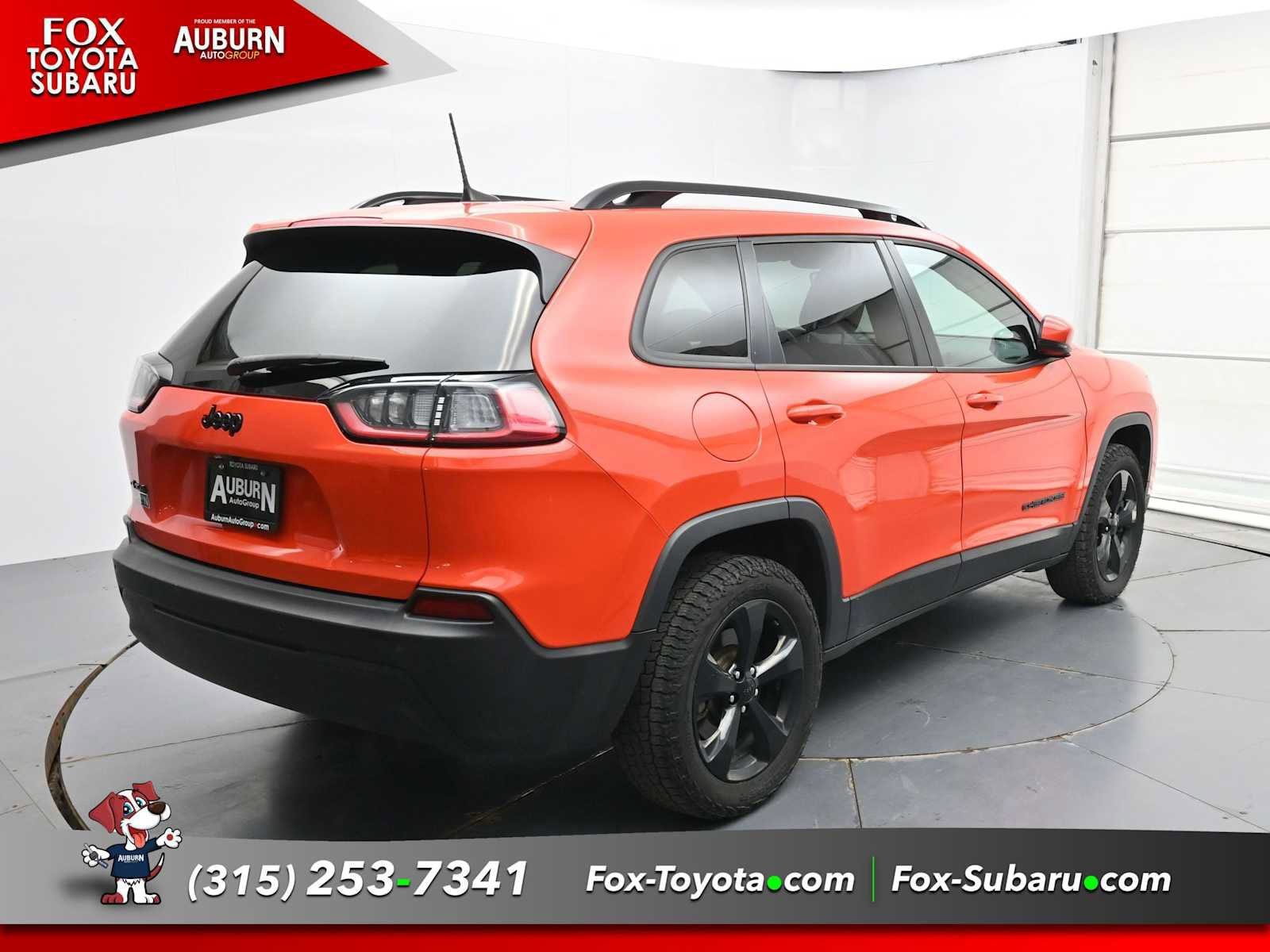 Used 2021 Jeep Cherokee Latitude Plus AWD/4WD image 16