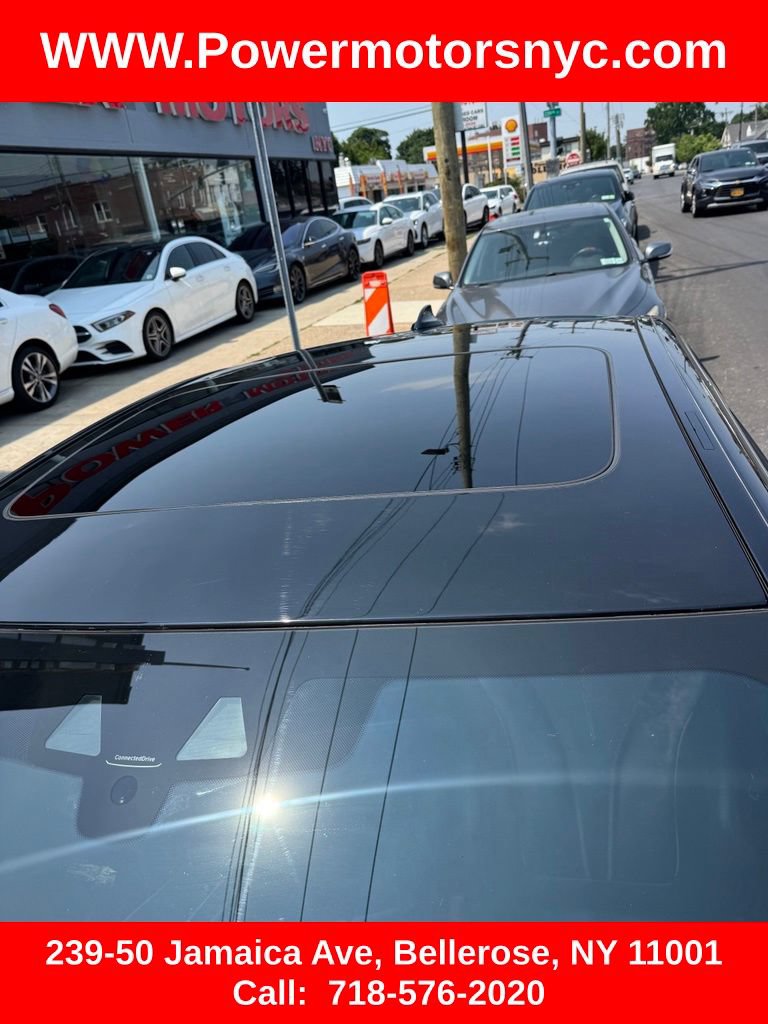 Used 2019 BMW 530e w/ Convenience Package RWD image 11