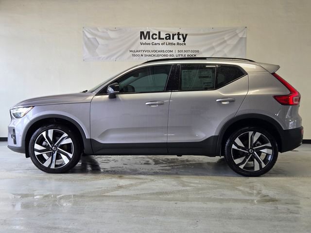 New 2026 Volvo XC40 B5 Ultra AWD/4WD image 2
