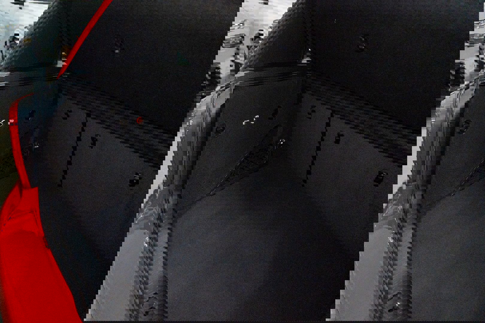 Used 2004 Volkswagen R32 image 27