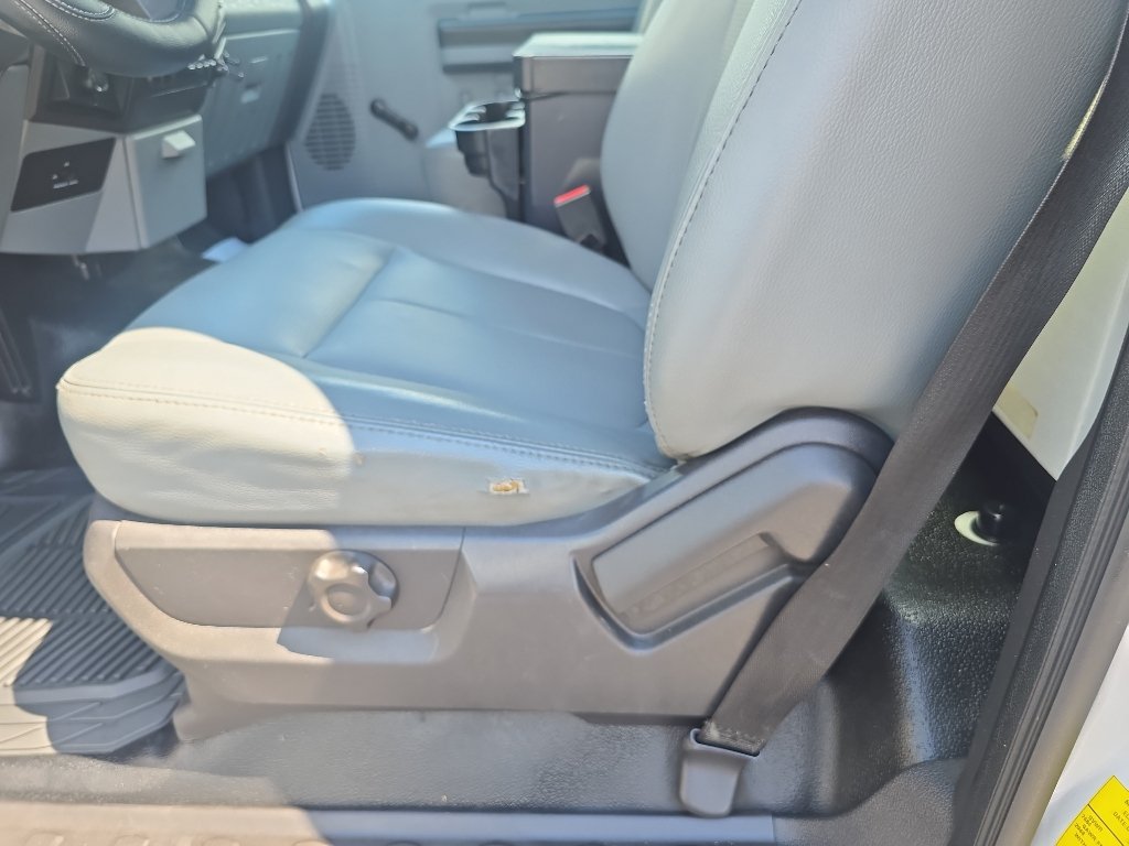 Used 2012 Ford F450 XL w/ Snow Plow Prep Pkg RWD image 22