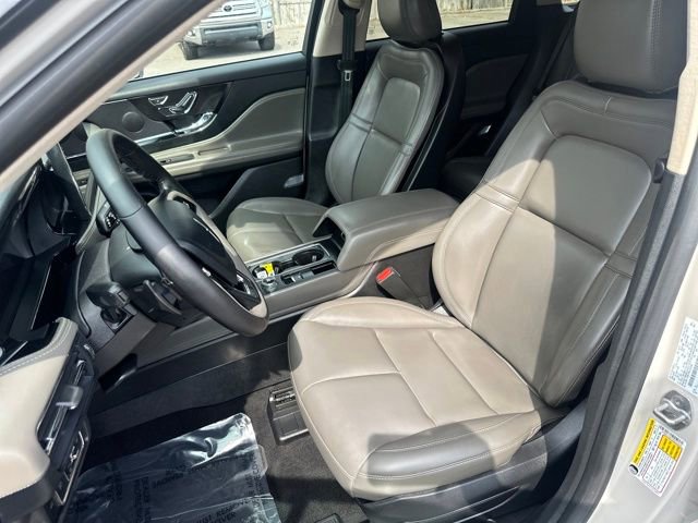 Used 2024 Lincoln Corsair AWD image 30
