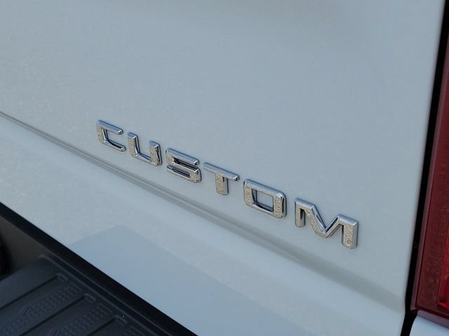 Used 2025 Chevrolet Silverado 1500 Custom Trail Boss AWD/4WD image 5