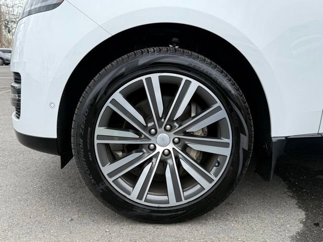 Used 2023 Land Rover Range Rover SE image 18