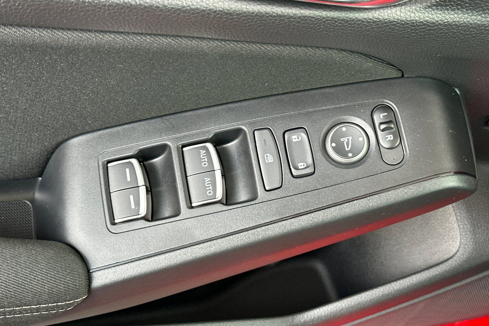 Used 2025 Honda Civic Sport image 11