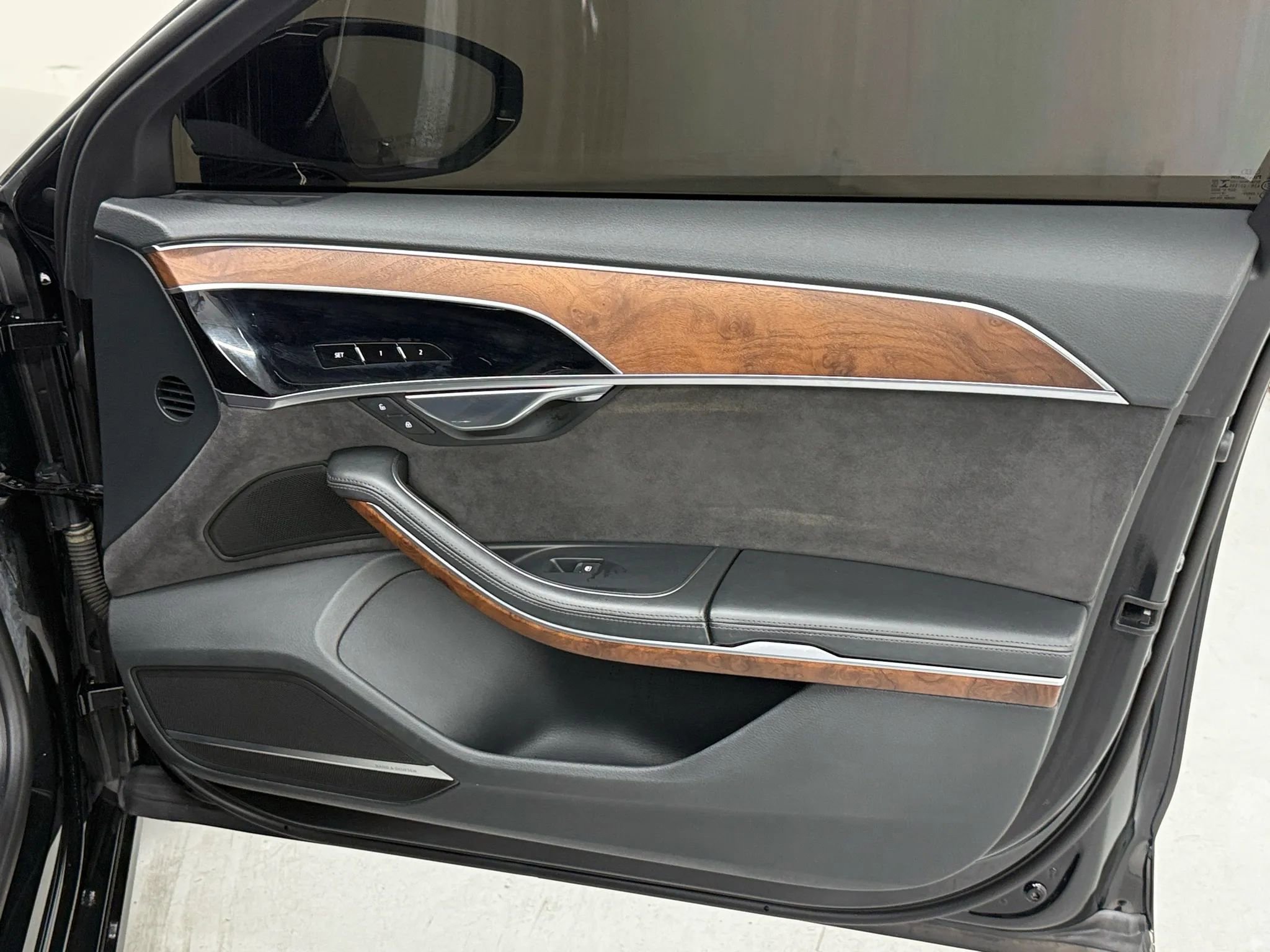 Used 2019 Audi A8 L 3.0T w/ Executive Package image 12