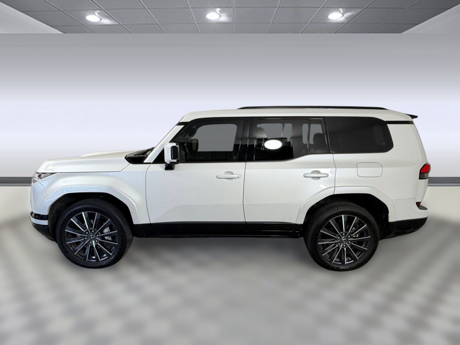 Used 2025 Lexus GX 550 w/ Accessory Package (Z1) AWD/4WD image 2