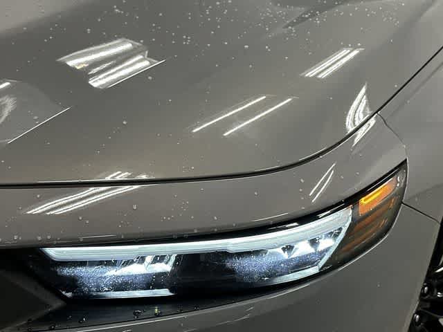 Used 2025 Honda Accord Touring image 31