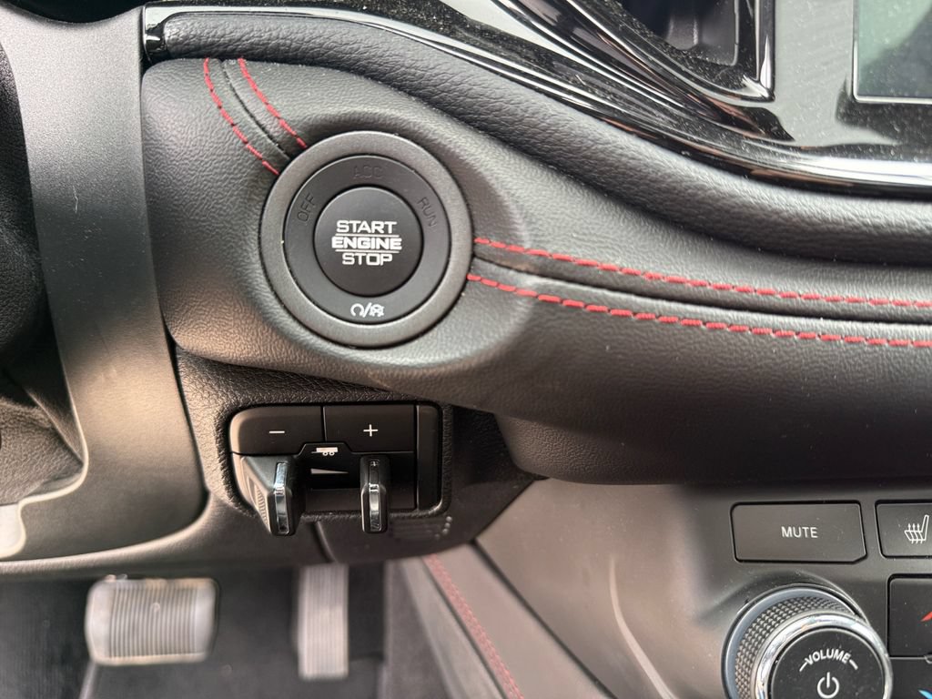 Used 2025 Dodge Durango R/T AWD/4WD image 31