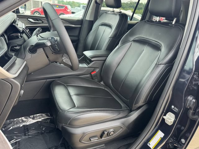 Used 2023 Jeep Grand Cherokee 4WD 4xe image 16