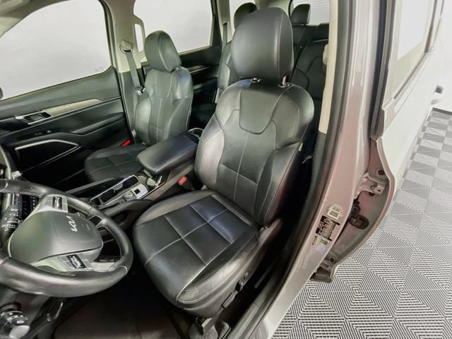 Used 2022 Kia Telluride EX w/ EX Premium Package AWD/4WD image 23
