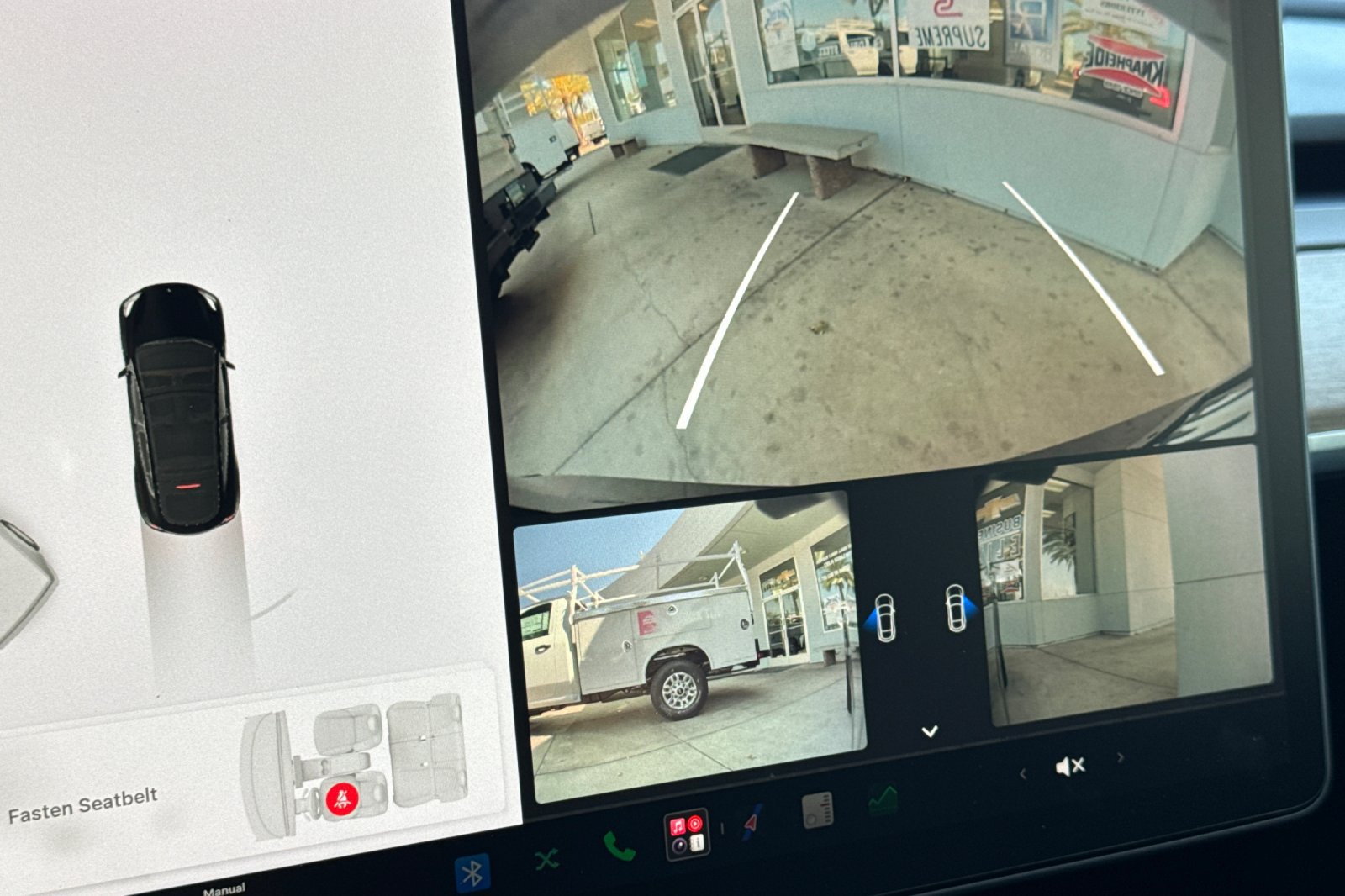 Used 2022 Tesla Model Y Performance AWD/4WD image 22