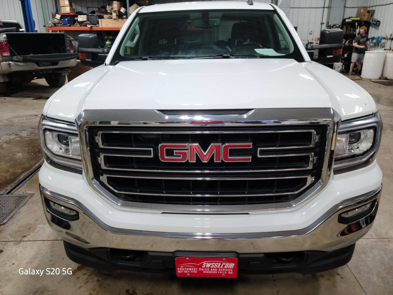 Used 2017 GMC Sierra 1500 SLE w/ SLE Value Package image 3