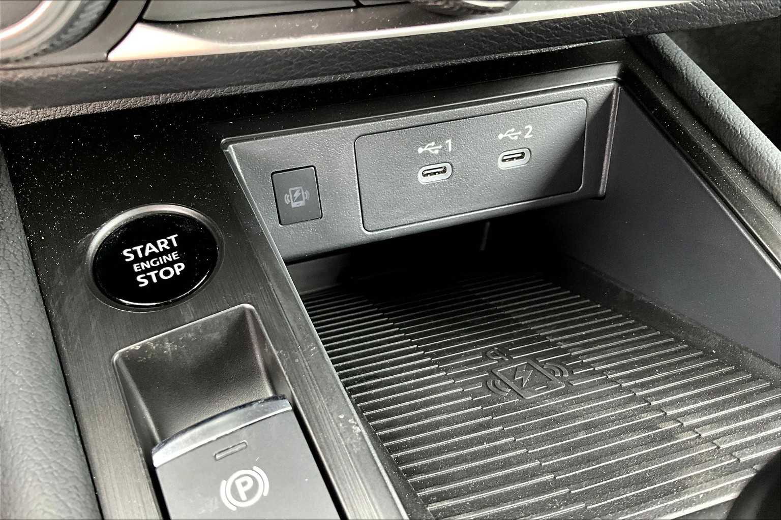 New 2025 Nissan Kicks SV w/ SV Premium Package image 18