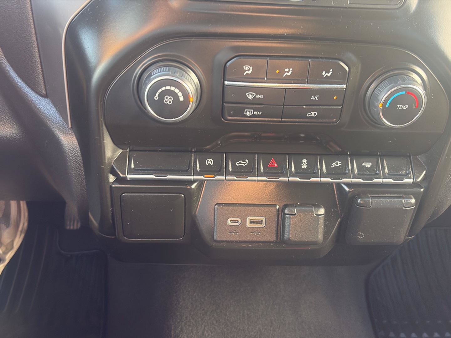 Used 2022 Chevrolet Silverado 1500 Custom RWD image 28