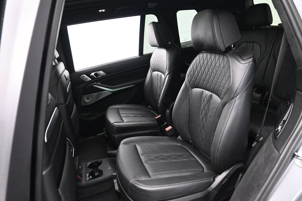 Used 2023 BMW X7 M60i w/ Executive Package AWD/4WD image 19