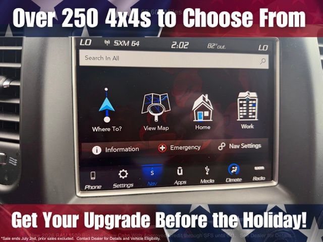 Used 2018 Jeep Grand Cherokee Laredo AWD/4WD image 24