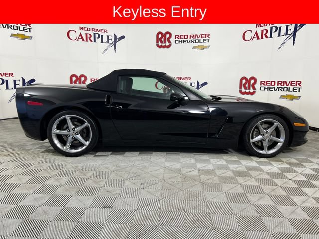 Used 2013 Chevrolet Corvette Convertible w/ 2LT Preferred Equipment Group RWD image 9