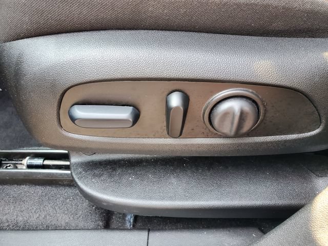 Certified 2024 Chevrolet Equinox LT w/ LPO, Floor Liner Package FWD image 22