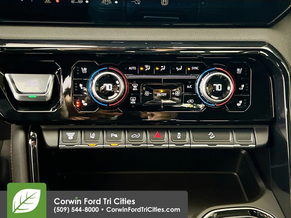 Used 2025 GMC Sierra 3500 AT4 w/ AT4 Premium Plus Package image 20