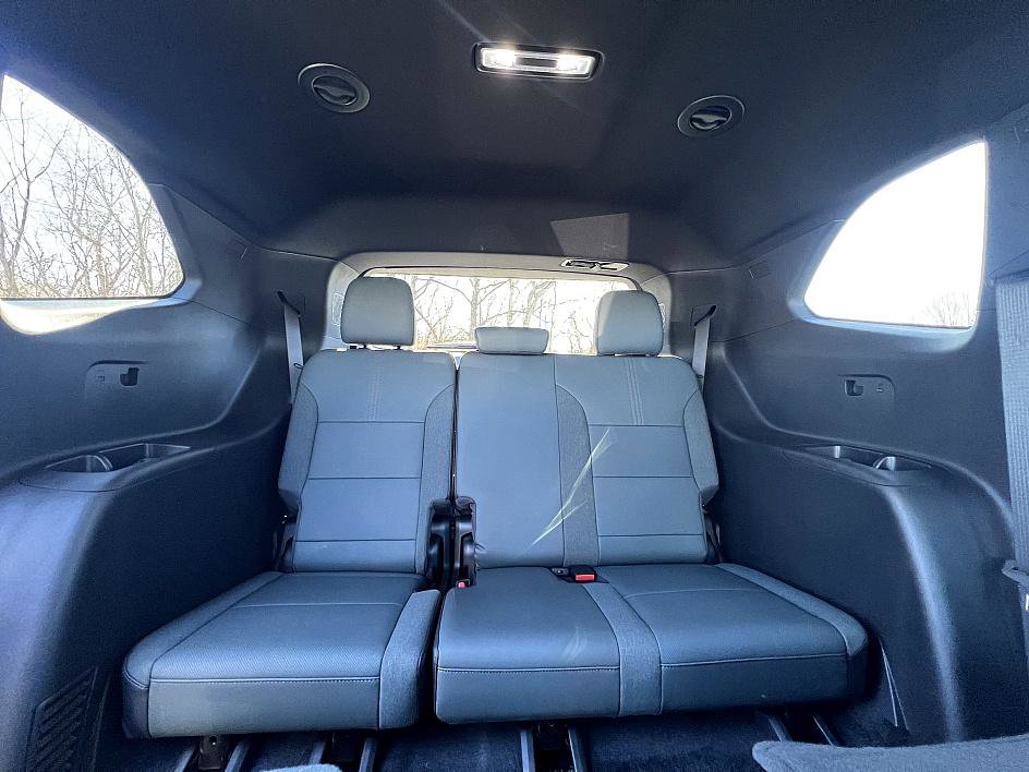 Used 2024 GMC Acadia AT4 image 26