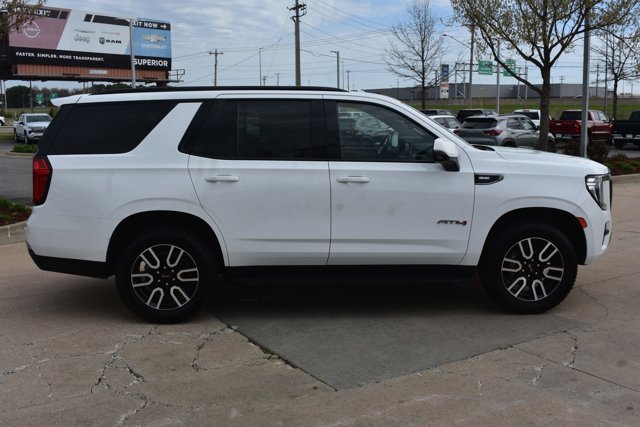 Used 2023 GMC Yukon AT4 w/ Technology Package image 4