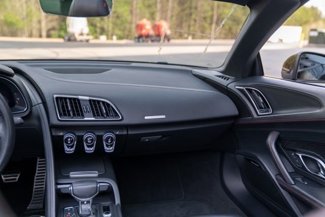 Used 2021 Audi R8 V10 image 31