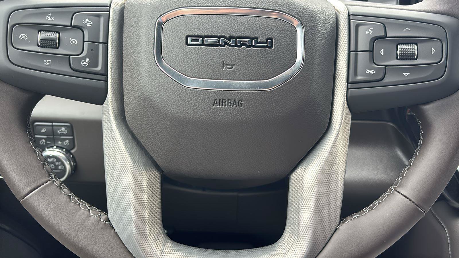 New 2026 GMC Sierra 1500 Denali AWD/4WD image 26