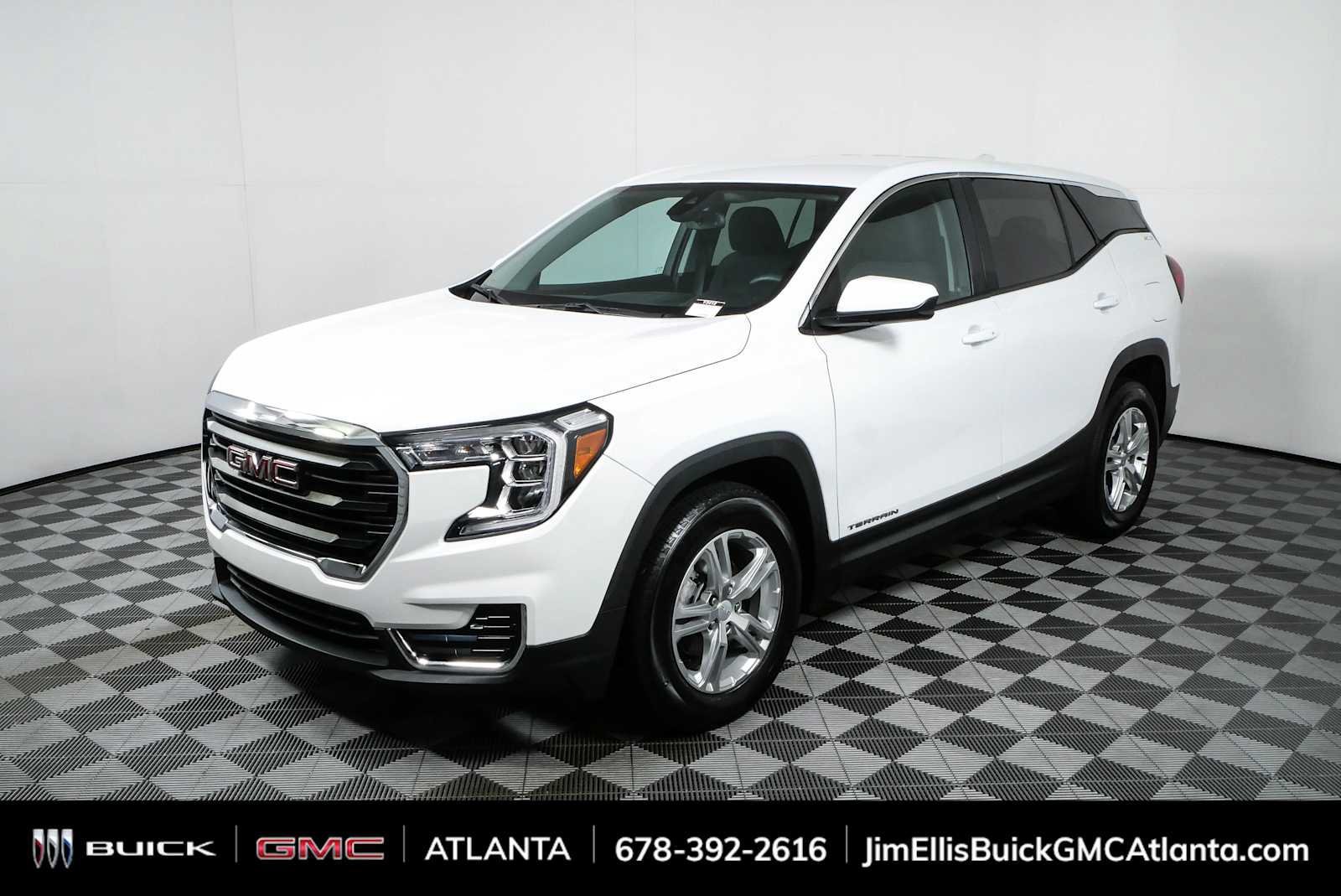 Used 2023 GMC Terrain SLE FWD image 24
