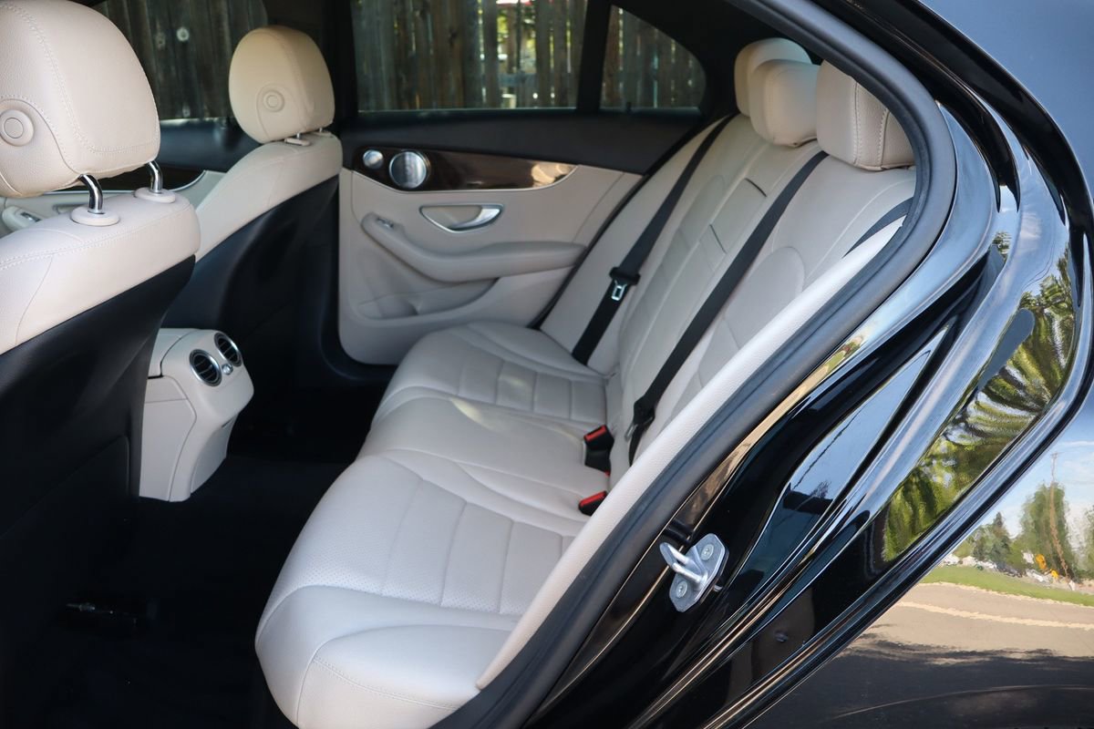 Used 2018 Mercedes-Benz C 300 4MATIC Sedan w/ Premium Package image 20
