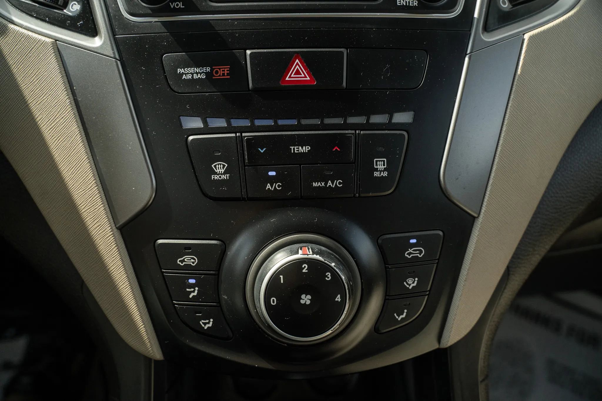 Used 2017 Hyundai Santa Fe Sport AWD/4WD image 19