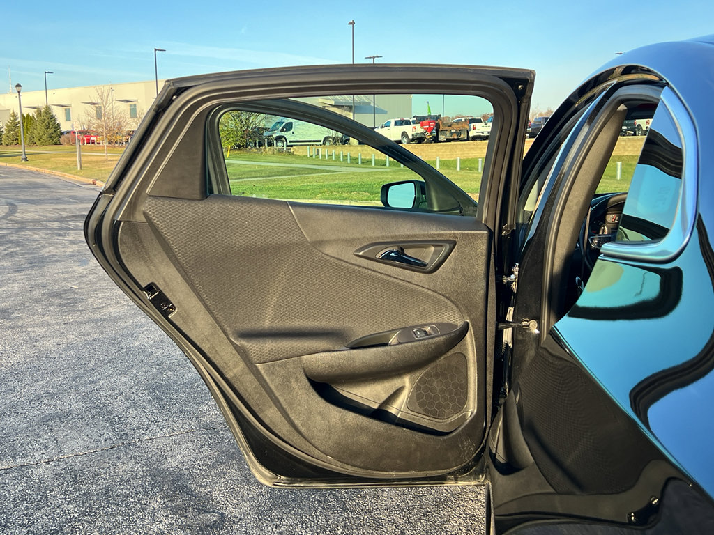 Used 2024 Chevrolet Malibu LT image 33