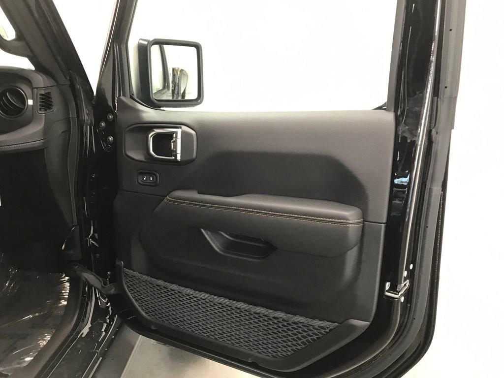 New 2025 Jeep Wrangler Unlimited Rubicon 392 image 48