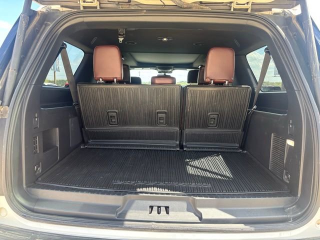 Used 2022 Ford Expedition Max Limited image 10