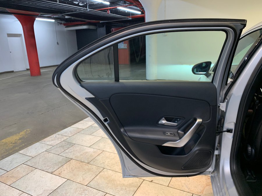 Used 2022 Mercedes-Benz A 220 4MATIC w/ Premium Package Lite image 47