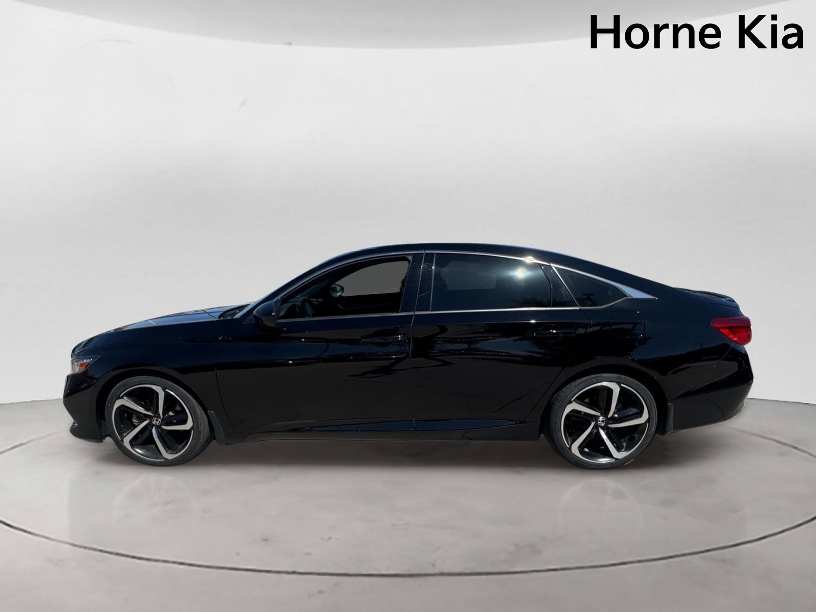 Used 2022 Honda Accord Sport image 6