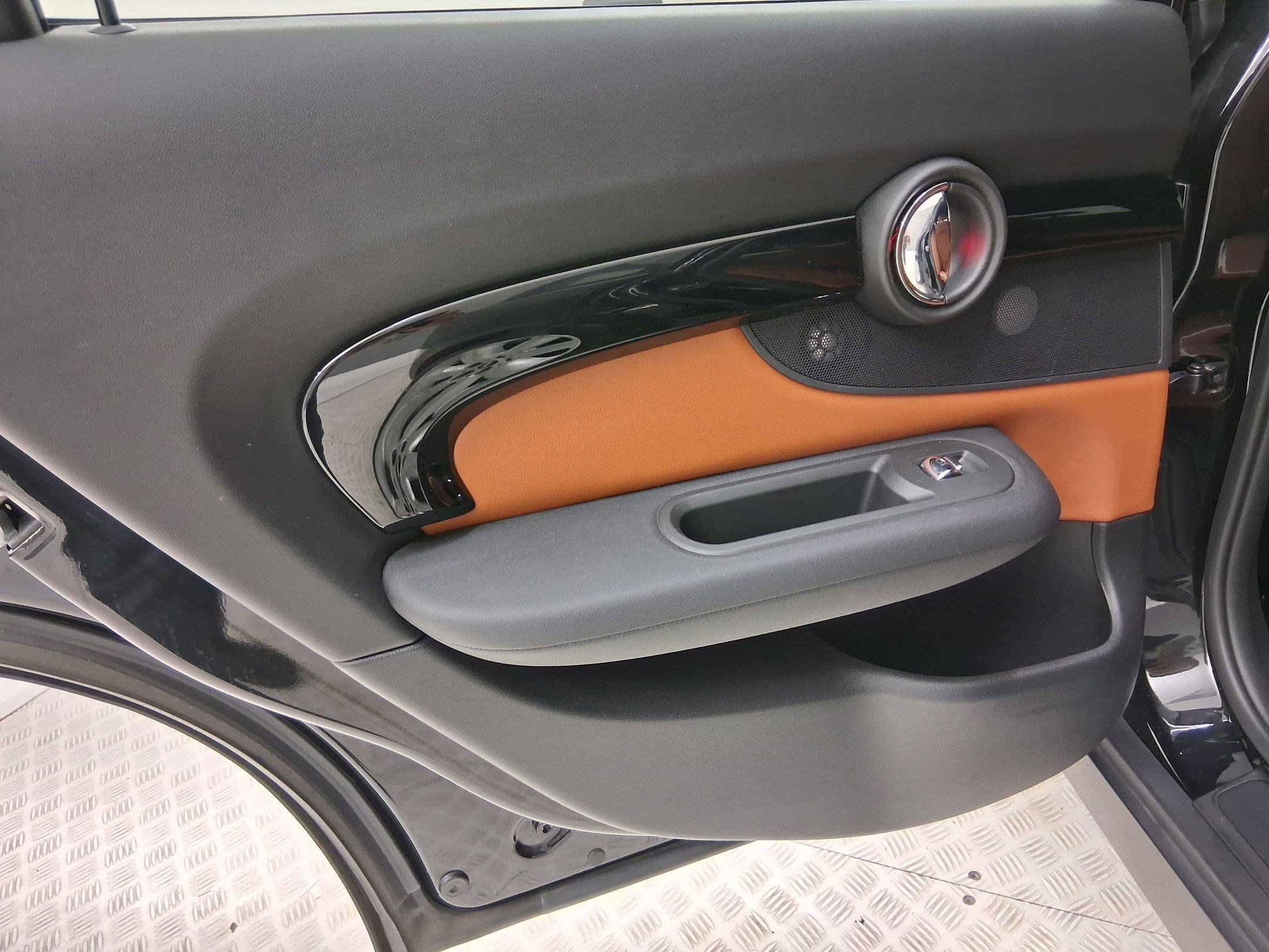 Certified 2024 MINI Cooper Clubman S image 29