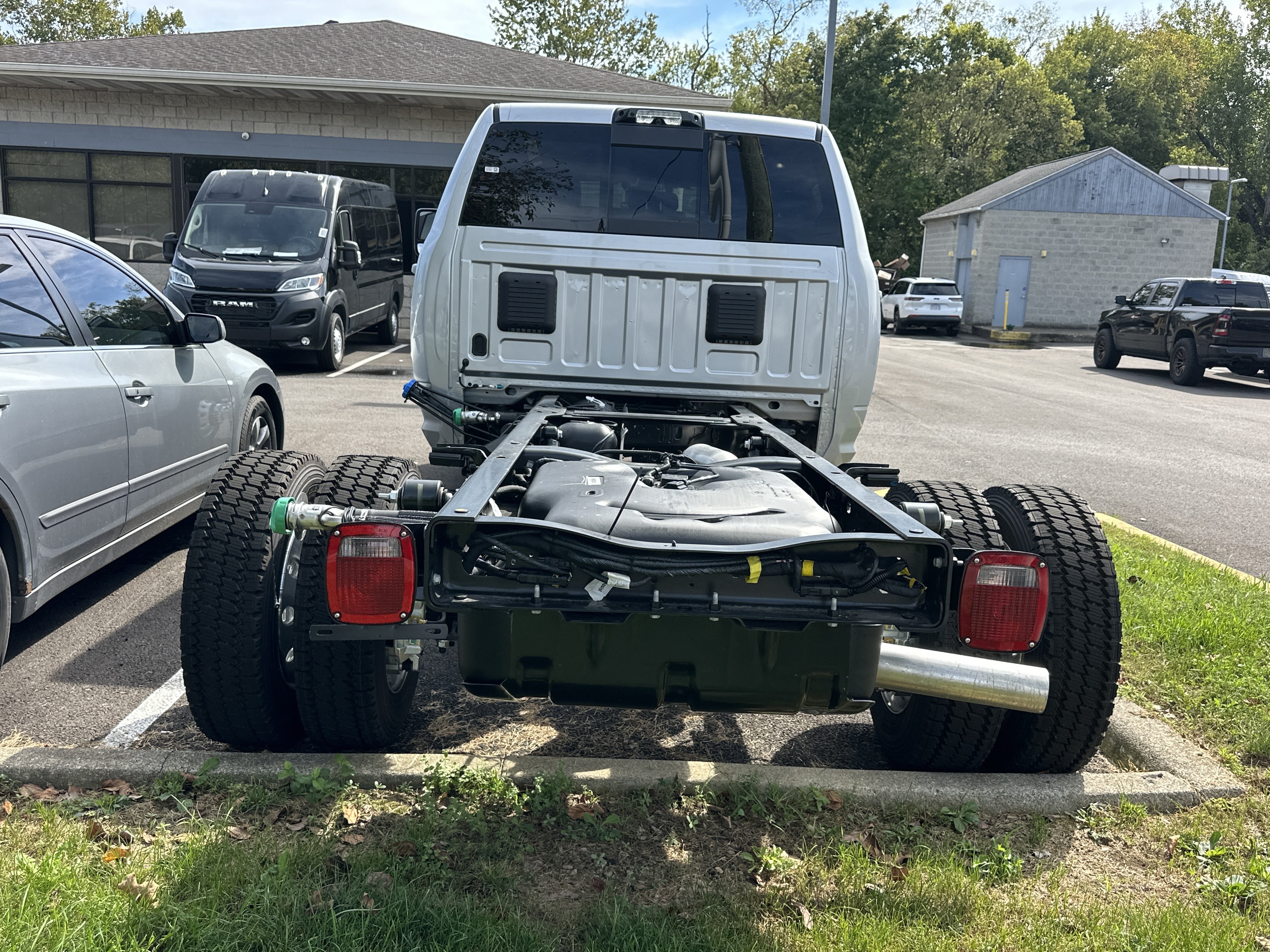 New 2027 RAM 5500 4x4 Crew Cab w/ Laramie Trim Package image 18