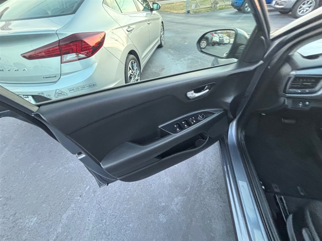 Used 2019 Kia Rio S image 13