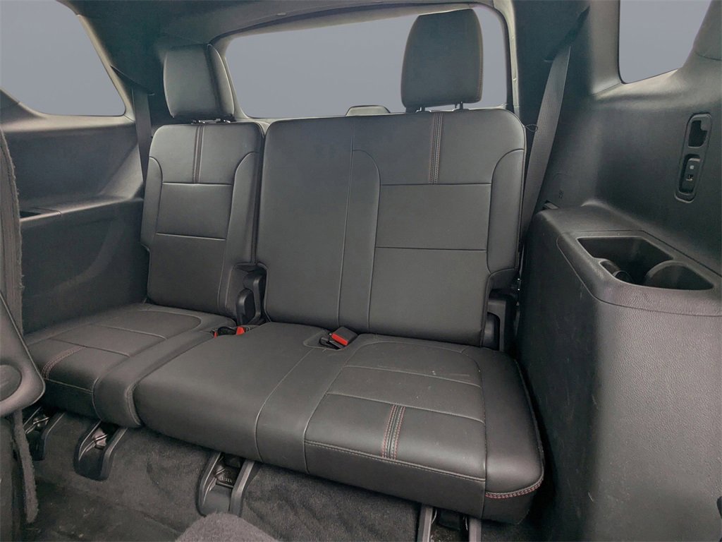 Used 2023 Chevrolet Traverse RS image 15