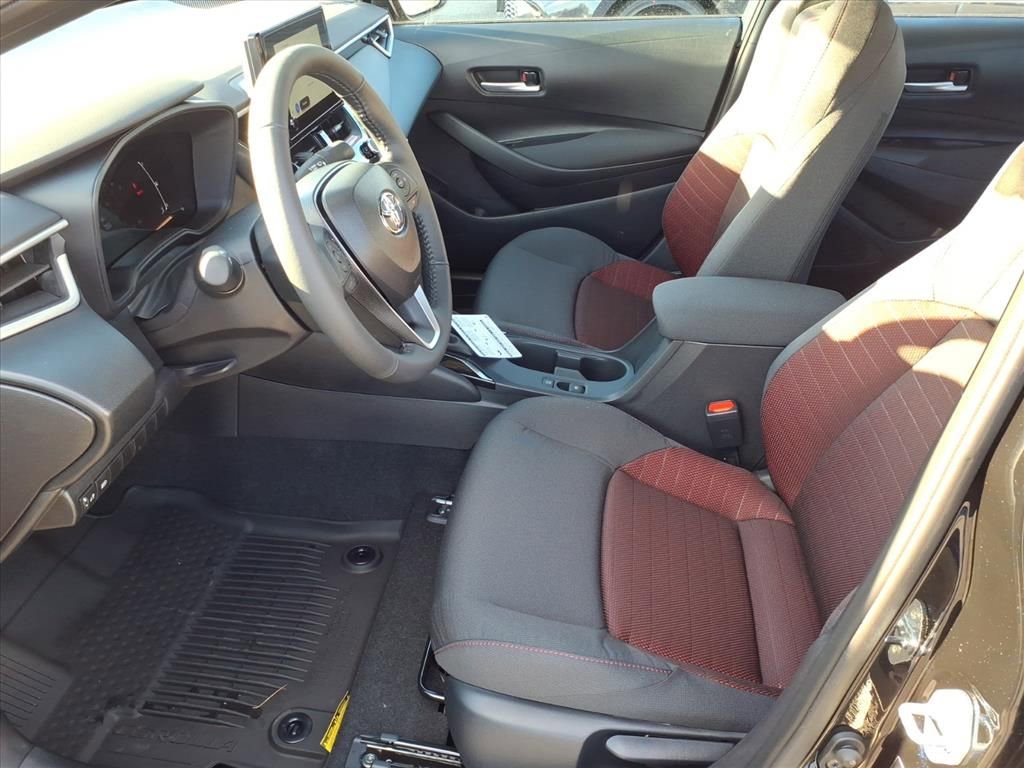 New 2026 Toyota Corolla SE image 3