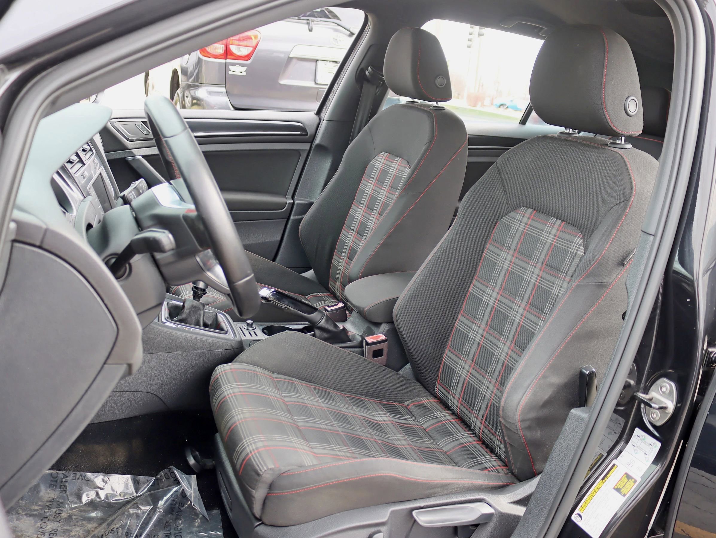 Used 2017 Volkswagen GTI Sport FWD image 27