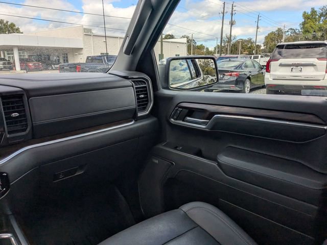 Used 2022 GMC Sierra 1500 SLT w/ SLT Premium Package image 13