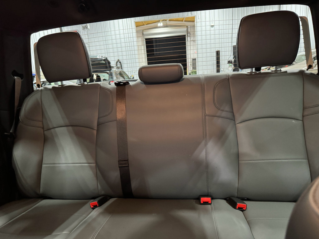 New 2024 RAM 2500 Tradesman AWD/4WD image 36