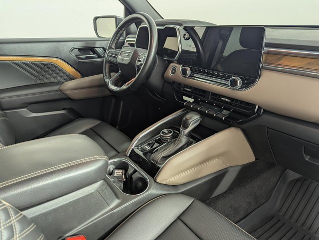 Used 2023 GMC Canyon Denali image 30