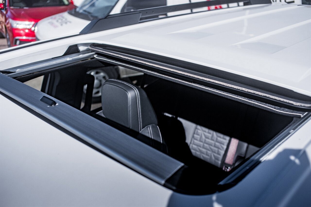 Used 2025 Toyota 4Runner TRD Off-Road Premium image 35