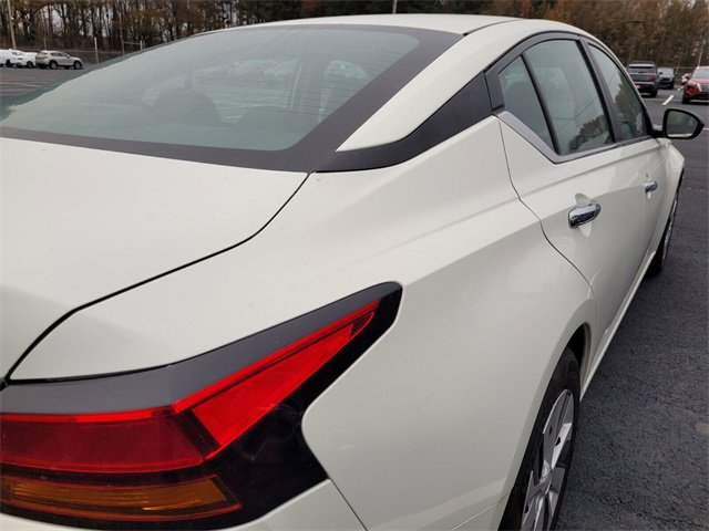 Used 2024 Nissan Altima 2.5 S image 7