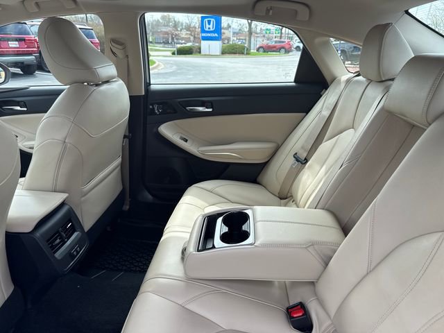 Used 2019 Toyota Avalon XLE w/ Moonroof Package image 20