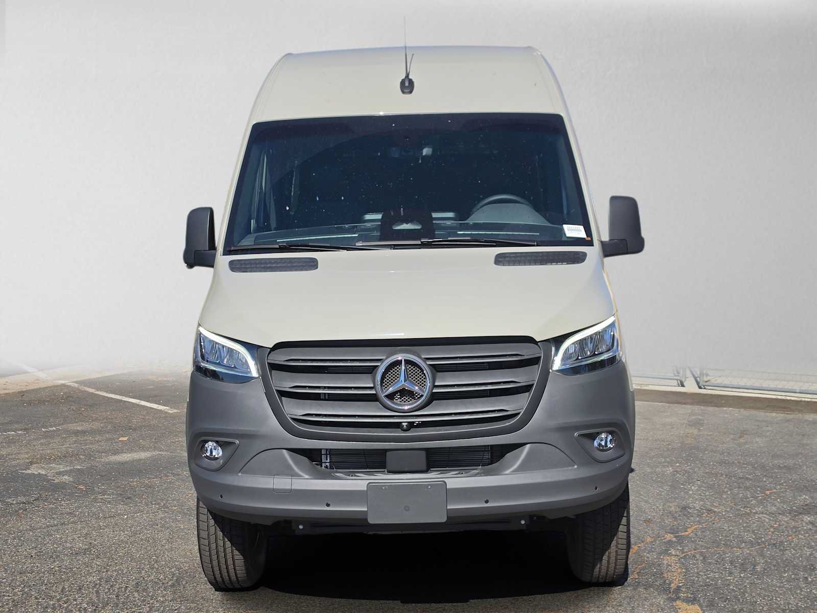 New 2026 Mercedes-Benz Sprinter 2500 image 8